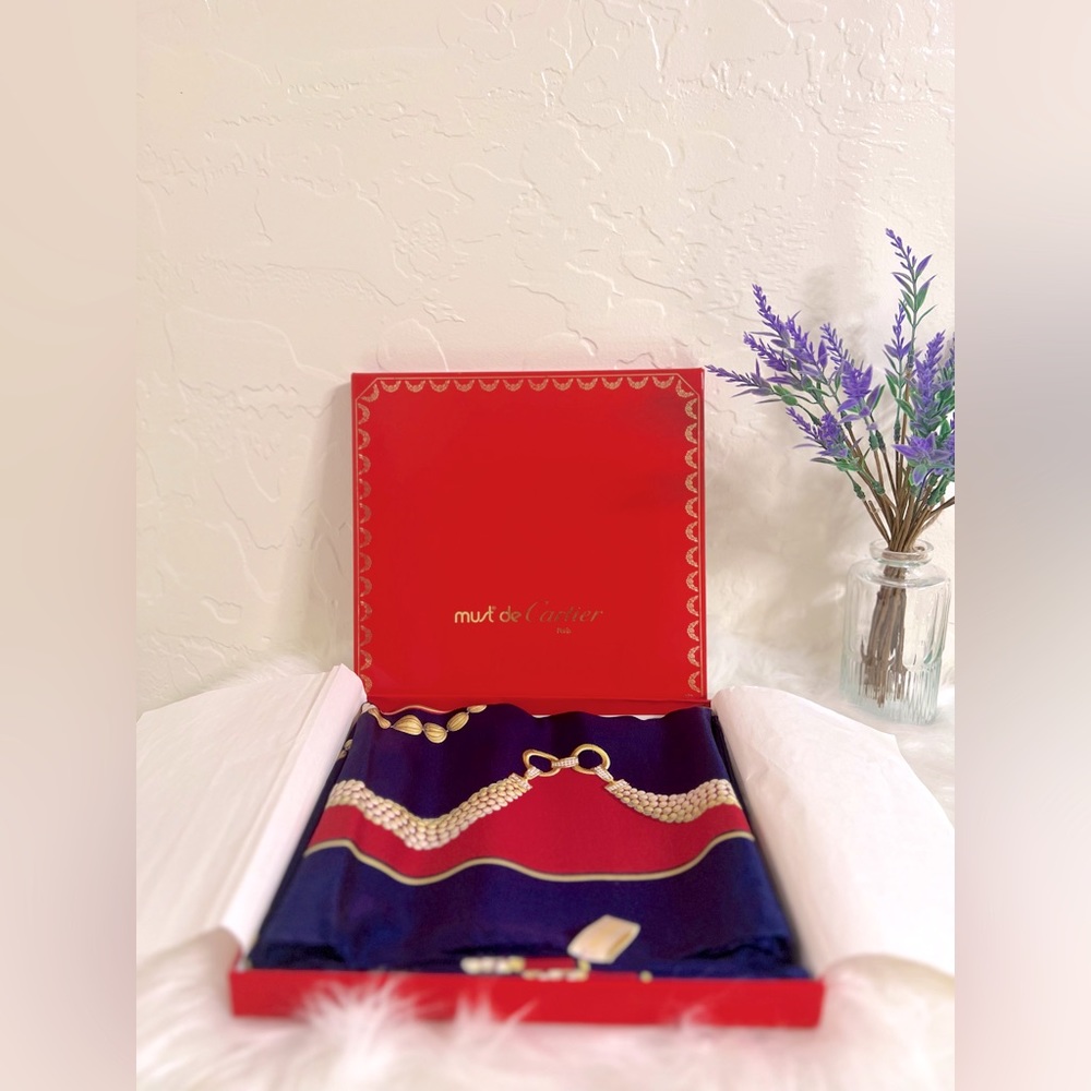 Must de Cartier Paris Scarf with box